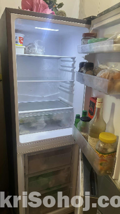 Samsung Bottom Freezer Refrigerator – 218 Ltr